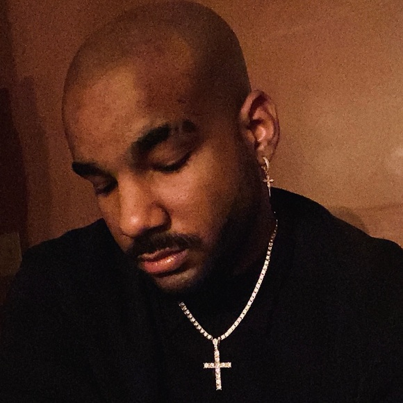 Meet your Posher, Malachi - Picture 1 of 1